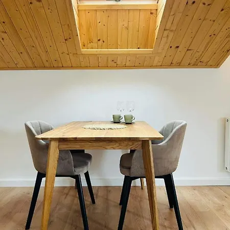 V Ulicke Accommodatie bij particulieren *